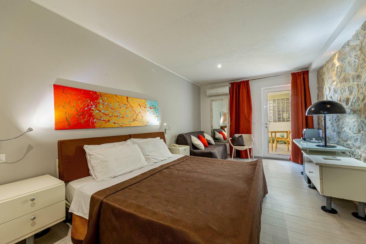 Hotel Residence Hibiscus La Caletta Zewnętrze zdjęcie